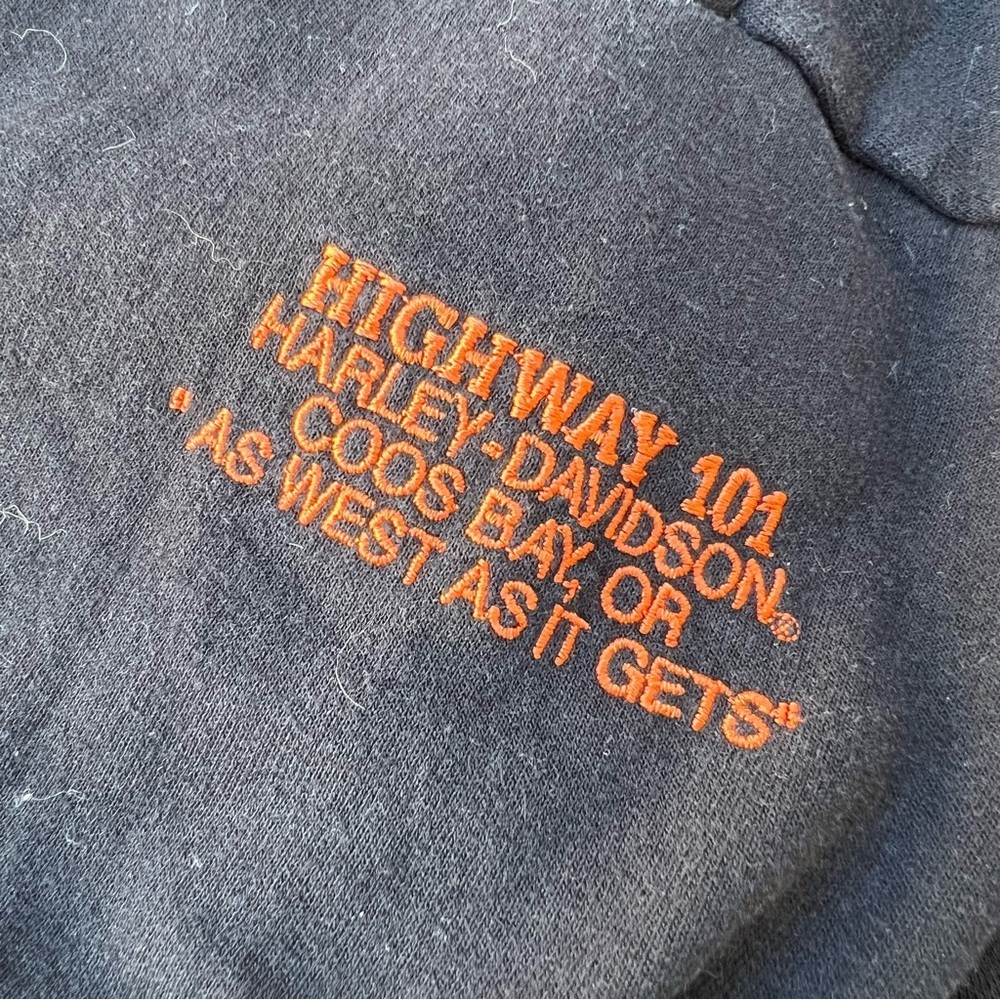 Harley-Davidson Black Hoodie with Orange Skull Design Men Size Large - Picture 4 of 8